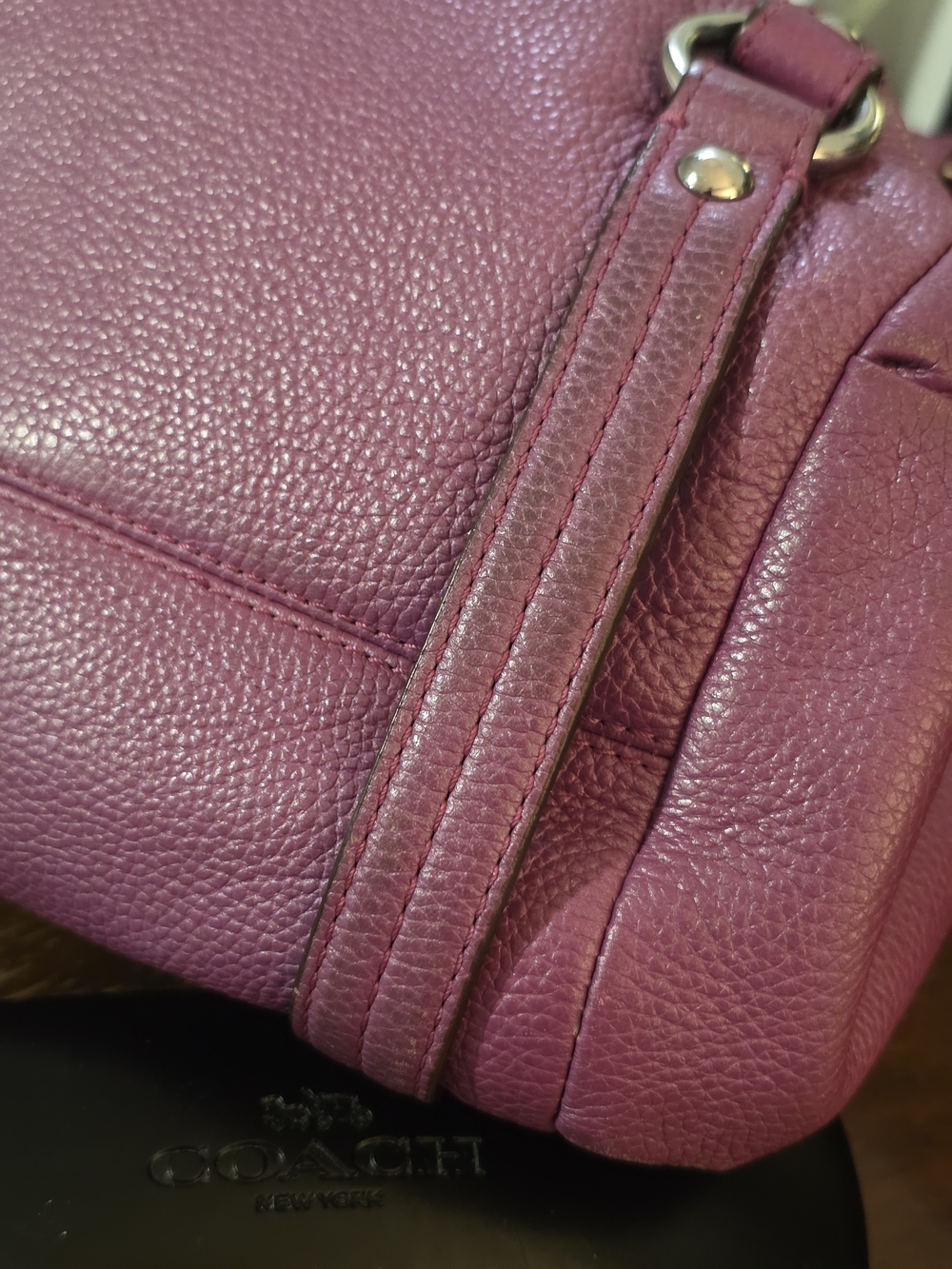 Coach Alexandra Convertible Hobo Purple Pebbled Leather & Black Sunglasses Case - Picture 11 of 11